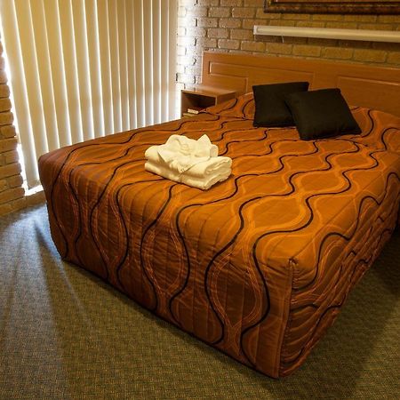 Wentworth Darling Junction Motor Inn מראה חיצוני תמונה