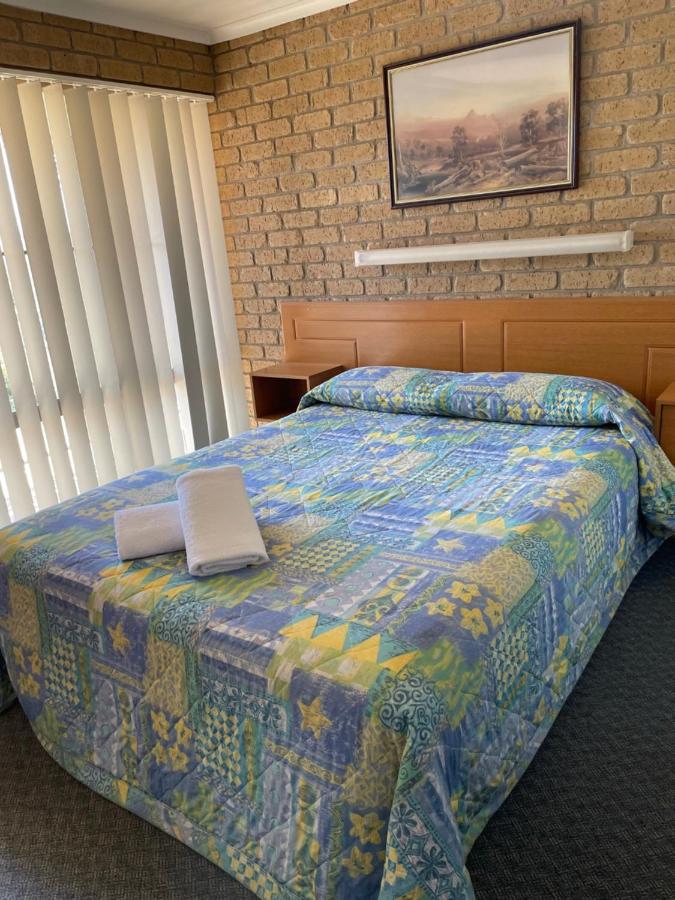 Wentworth Darling Junction Motor Inn מראה חיצוני תמונה