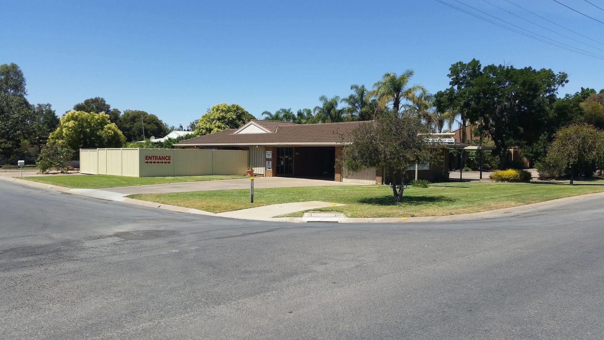 Wentworth Darling Junction Motor Inn מראה חיצוני תמונה