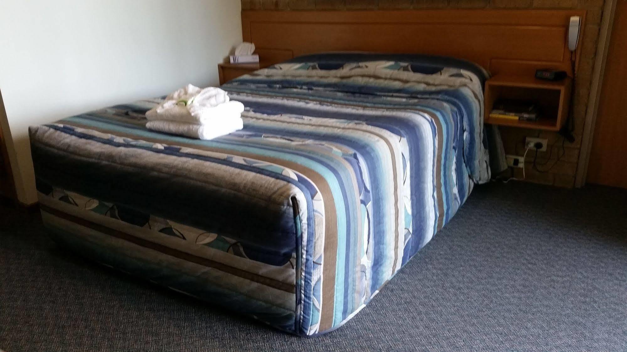 Wentworth Darling Junction Motor Inn מראה חיצוני תמונה