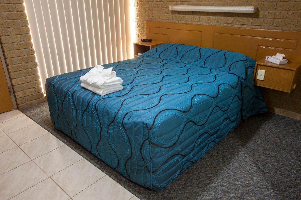 Wentworth Darling Junction Motor Inn מראה חיצוני תמונה
